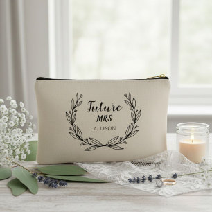 Bolsito Accesorio Pequeño Personalized Future Mrs. Elegant Clutch