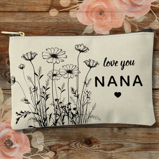 Bolsito Accesorio Pequeño Personalized Gift For Nana Floral Wildflowers (Subido por el creador)