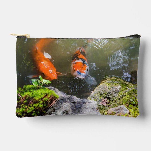 Bolsito Accesorio Pequeño Pescado de Koi en un estanque (Anverso)