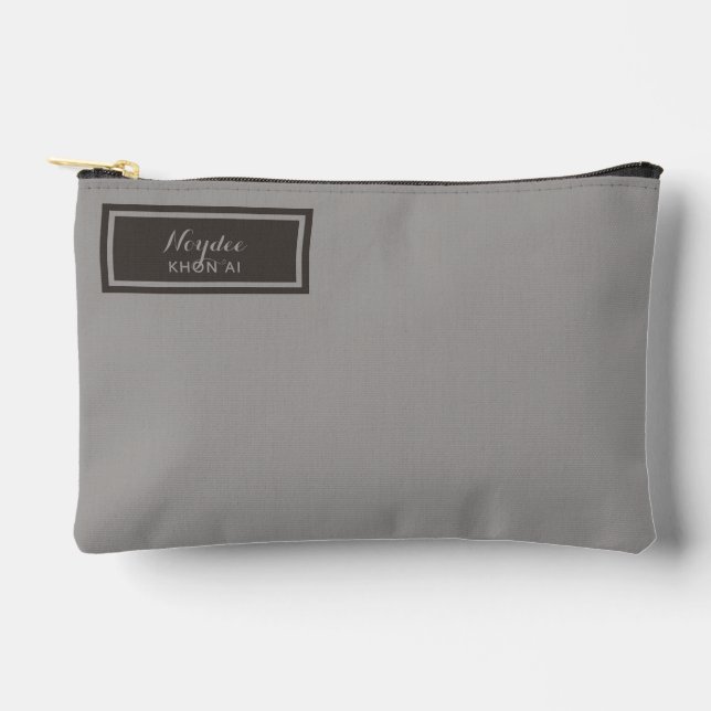 Bolsito Accesorio Pequeño Serious Classic Minimal Simple Grey (Anverso)