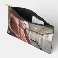 Torso masculino musculoso sin camiseta de Slippery