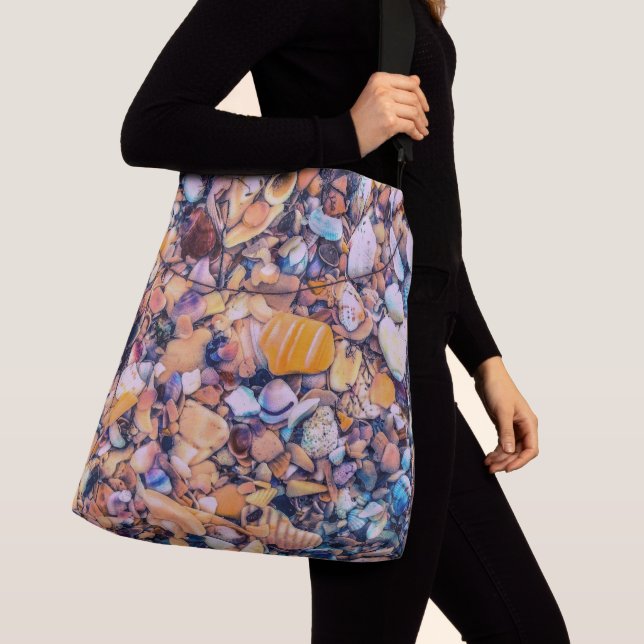 Bolso Cruzado conchas marinas y guijarros (Detalle)