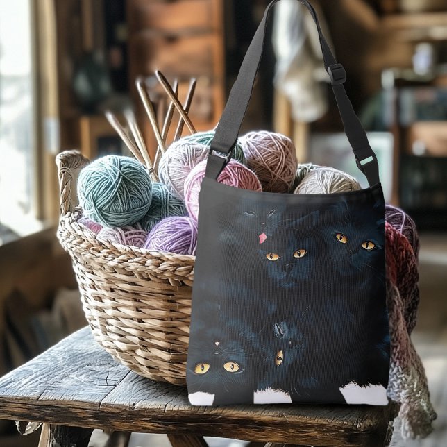 Bolso Cruzado Cuchillo de gato negro (Subido por el creador)
