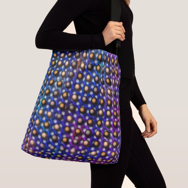 Bolso Cruzado Dibujar círculos que parezcan esferas o agujeros (Detalle)