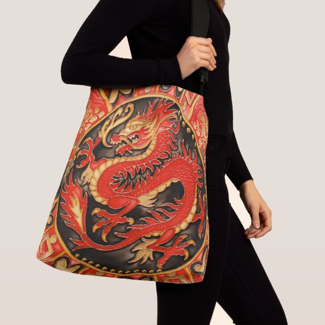 Bolso Cruzado Dragón chino tradicional de oro rojo (Detalle)