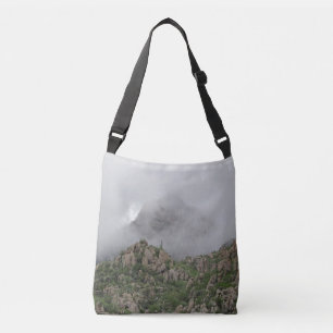 Bolso Cruzado Foggy Desert Mountain Landscape Foto Niebla matuti