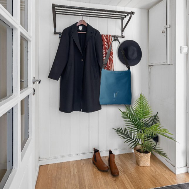 Bolso Cruzado Monograma V enfermera azul oscuro (Subido por el creador)