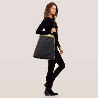 Bolso Cruzado Negro con borde dorado, elegante y simple