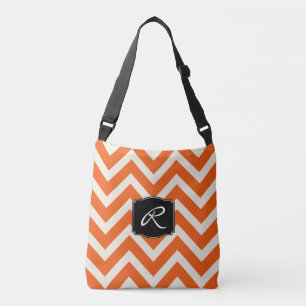 Bolso Cruzado Patrón de cheurón naranja y blanco con monograma