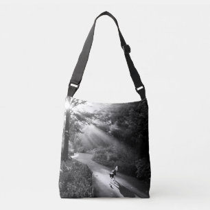 Bolso Cruzado Perro a la luz del sol matutino