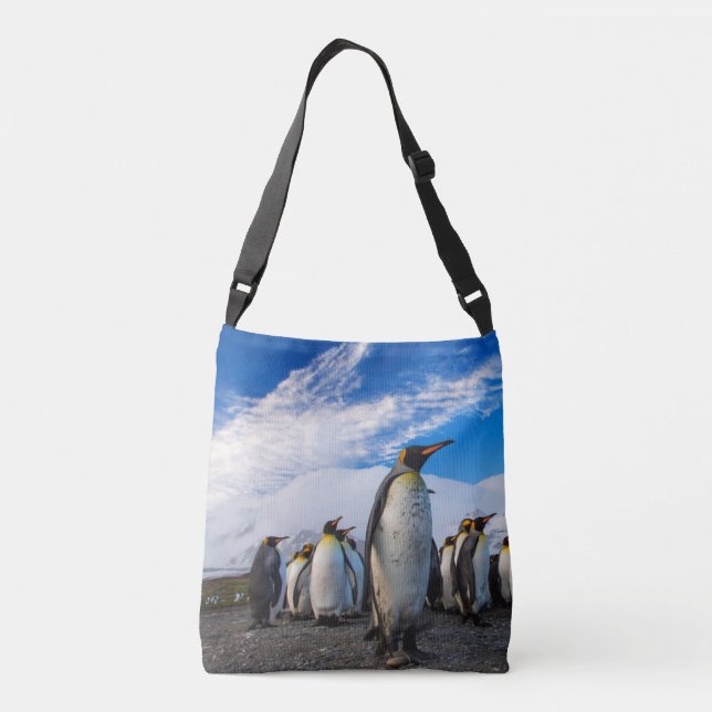 Bolso Cruzado Pingüinos marchando por el cielo azul (Reverso)