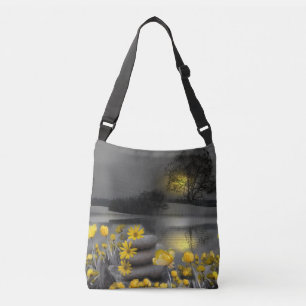 Bolso Cruzado Tulipanes grises y amarillos, margaritas con puest
