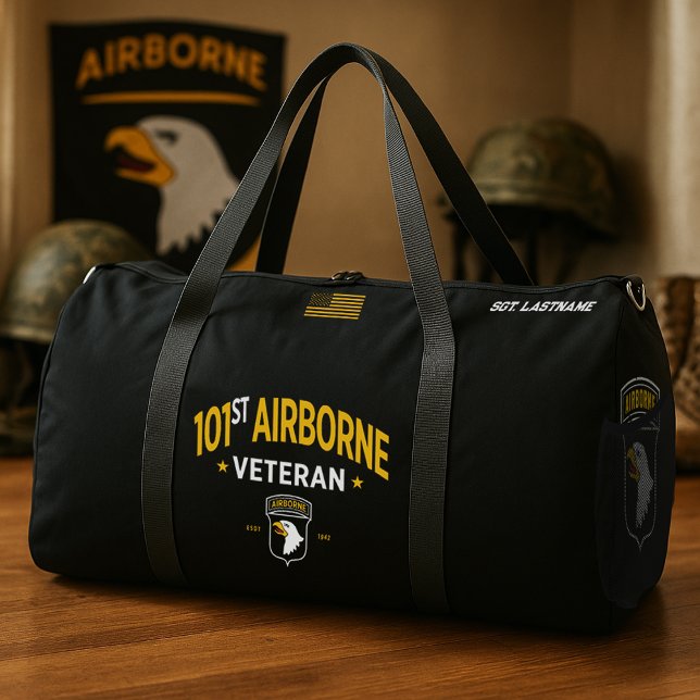 Bolso De Deporte Grande 101st Airborne Veteran Tribute Personalized (101st Airborne Veteran "Screaming Eagles" Tribute Black Duffle Bag)
