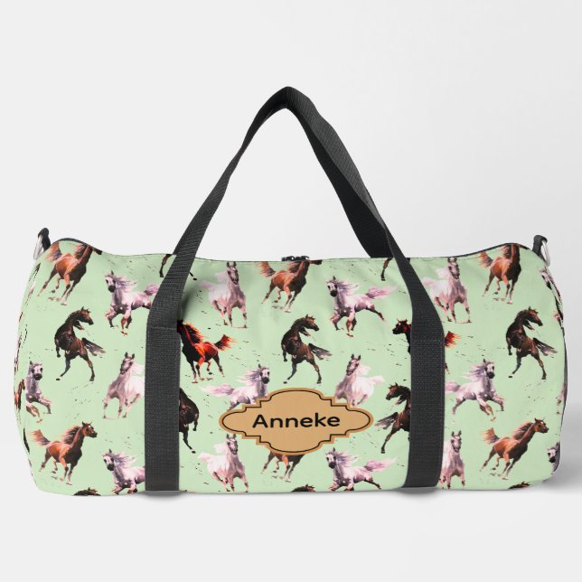 Bolso De Deporte Grande Caballos Salvajes sobre Verde (Anverso)