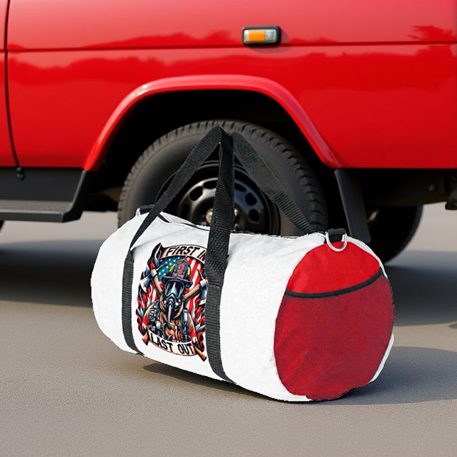 Bolso De Deporte Grande First In Last Out Firefighter (Subido por el creador)