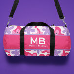 Bolso De Deporte Grande Monograma Nombre Personalizado de Flora Rosa Tropi<br><div class="desc">Monograma Moderno Patrón Floral Tropical Rosa Personalizado Nombre Duffle Bag presenta un brillante patrón de flores tropicales rosa, morado y blanco. Personalizado con su monograma y nombre personalizado. Haga un gran regalo para cumpleaños, Navidades, vacaciones, Día de la Madre y de vuelta a la escuela. Perfecto para volver a la...</div>