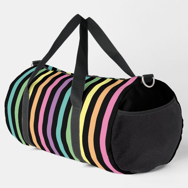 Bolso De Deporte Grande Patrón de rayas de arcoiris pastel en negro (Esquina derecha)