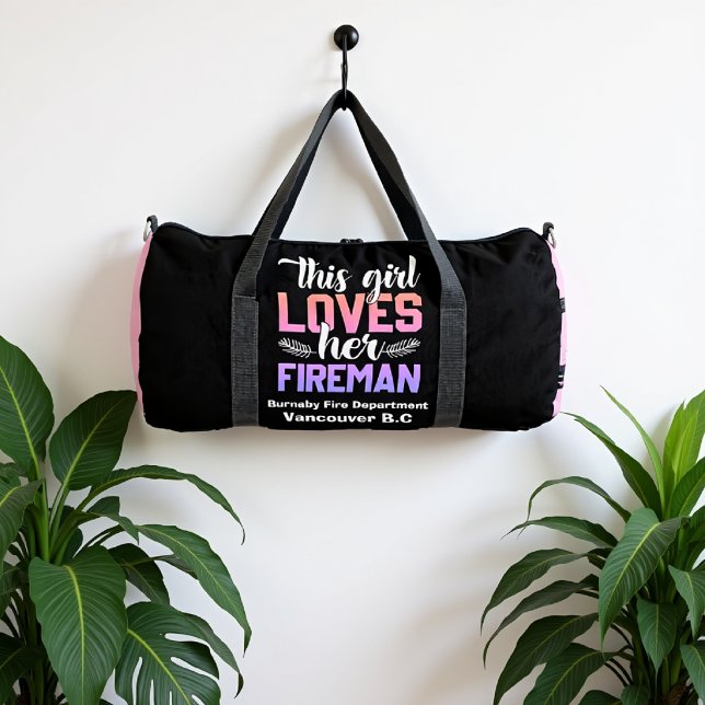 Bolso De Deporte Grande This Girl Loves Her Fireman (Subido por el creador)