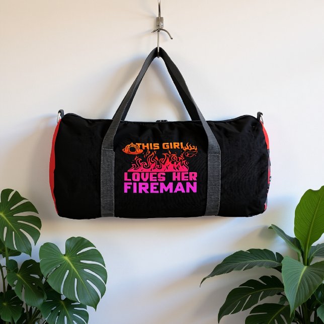 Bolso De Deporte Grande This Girl Loves Her Fireman (Subido por el creador)