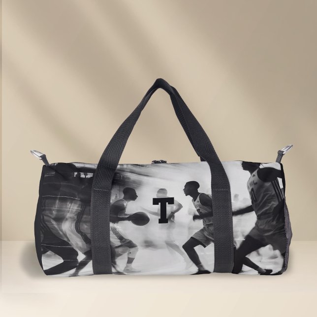 Bolso De Deporte Pequeño Baloncesto monogramado en blanco y negro (Personalized Monogram, Black and white Sport, basketball Duffel Bag.)