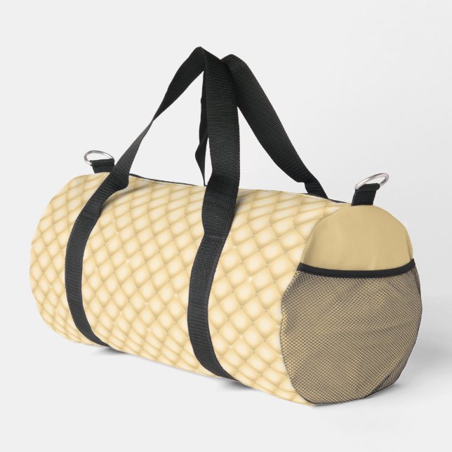 Bolso De Deporte Pequeño Faux Tufted Ivory Satin y Diamonte Duffle Bag (Esquina derecha)