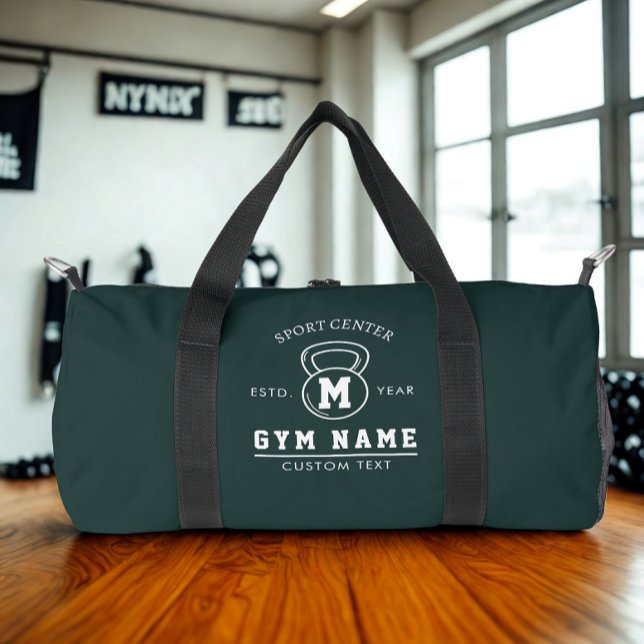 Bolso De Deporte Pequeño Logo Personalizado moderno Nombre de gimnasio Text (Modern custom gym name logo dark green duffel bag)
