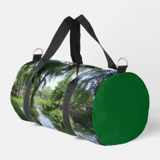 Bolso De Deporte Pequeño Lugar Tranquilo Dentro De La Ciudad