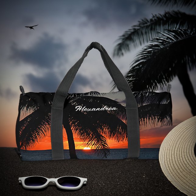 Bolso De Deporte Pequeño Moderno Sunset Summer Beach Palm Trees Personaliza (Modern Sunset Summer Beach Palm Trees Custom Duffle Bag is great to personalize and use everyday. )