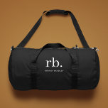 Bolso De Deporte Pequeño Monograma Clásico Elegante Mínimo Negro y Blanco<br><div class="desc">Un diseño de monograma minimalista con grandes iniciales tipográficas en un tipo de letra clásico con su nombre debajo sobre un simple fondo negro. ¡El regalo o accesorio perfectamente personalizado!</div>