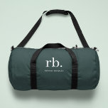 Bolso De Deporte Pequeño Monograma Verde Oscuro Estilo Minimalista moderno<br><div class="desc">Un diseño de monograma minimalista con grandes iniciales tipográficas en una fuente clásica con su nombre debajo sobre un fondo verde oscuro. ¡El regalo o accesorio perfectamente personalizado!</div>