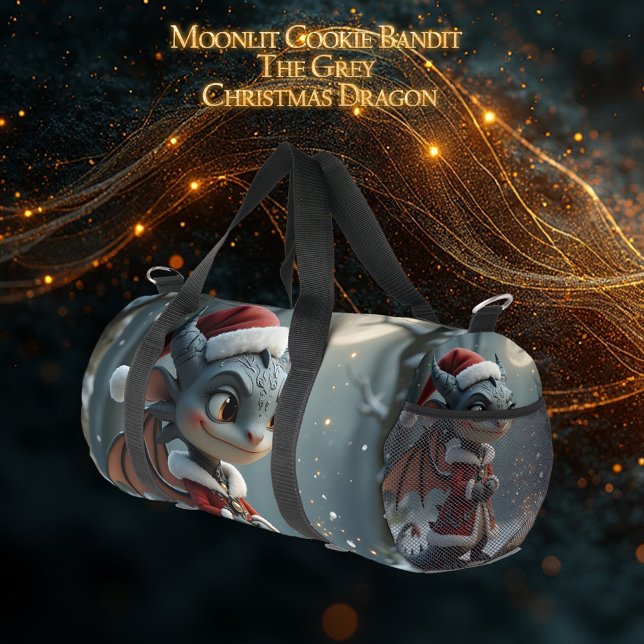 Bolso De Deporte Pequeño Moonlit Cookie Bandit – The Grey Christmas Dragon. (Subido por el creador)