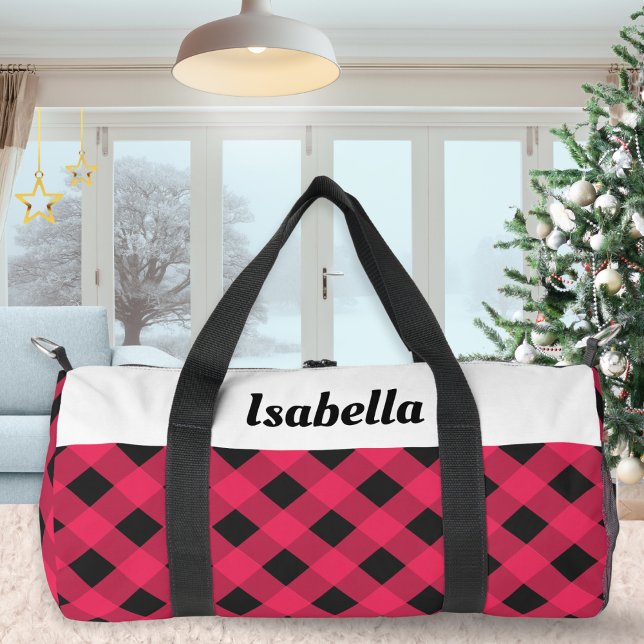 Bolso De Deporte Pequeño Patrón de comprobación de búfalo rojo personalizad (A festive duffel bag with red buffalo plaid pattern, and white panel to personalize with a name)