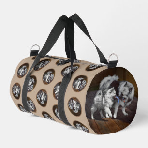 Bolso De Deporte Pequeño Pintura de Keeshond Tiempo de juego Arte de perro