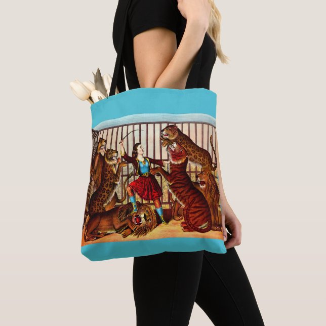 Bolso De Tela 1874 La Reina De Los Leones (Detalle)