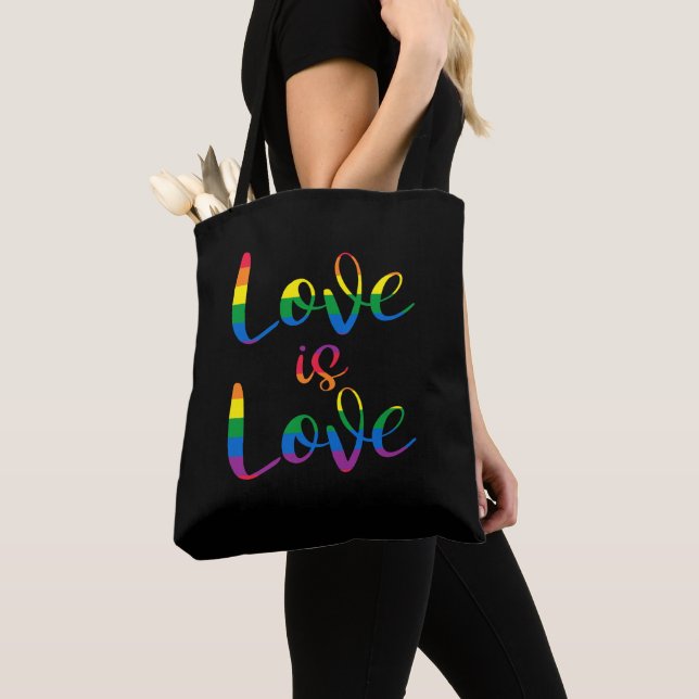 Bolso De Tela Amor Es Amor Script LGBT Negro (Detalle)