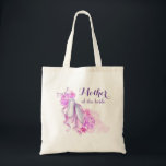 Bolso De Tela Ballet color de agua rosa zapatillas madre de novi<br><div class="desc">Una elegante bolsa de té para tu fiesta de bodas que dice madre de la novia. Un diseño de acuarela de bonito con unas zapatillas de ballet rosadas rodeadas de flores de peonía rosada, una bonita proa y algunas manchas de pintura acuarela. Muy suave y elegante para el estudiante de...</div>