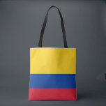Bolso De Tela Bandera de Colombia<br><div class="desc">La bandera colombiana es una tricolor horizontal. Los colores utilizados en la bandera son azul, rojo, amarillo. La proporción de la bandera colombiana es de 2:3. La bandera de Colombia fue adoptada en 1861. El primer uso del diseño actual de la bandera fue en 1810. El último cambio al actual...</div>
