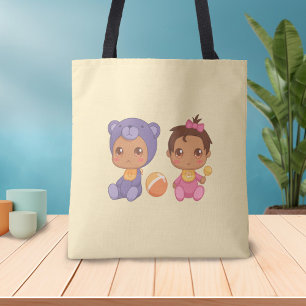 Bolso De Tela Bebé Chica gemela con traje de oso púrpura en to