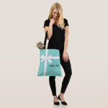 Bolso De Tela Bebé y compañía Fiesta de rociador de ducha azul V<br><div class="desc">¡Que la futura madre esté especialmente contenta cuando reciba una de estas divertidas bolsas de fiesta!  Perfecto para regalos de ducha de bebé o favores de fiesta. Personalízalo para que sea tu propio!  Busca las sandalias y otras ideas divertidas que sean parte del BABY & CO. de.</div>