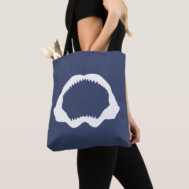 Bolso De Tela Blanco azul de dientes de tiburón (Detalle)