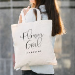 Bolso De Tela Boda de caligrafía simple de Flower Girl<br><div class="desc">La Boda de caligrafía simple Flower Girl Tote Bag presenta diversión y caligrafía de bonito,  junto con el apellido del chica de flores.</div>
