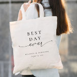 Bolso De Tela Boda de caligrafía simple en el mejor día de la vi<br><div class="desc">La Bolsa Tote Bag,  Boda de caligrafía simple del mejor día de la vida,  presenta una combinación moderna de tipo en una bolsa de tocador moderna y mínima.</div>