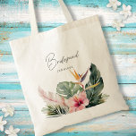 Bolso De Tela Boda de destino de grandiosos productos botánicos<br><div class="desc">Esta elegante bolsa de tocador de bodas de destino cuenta con magníficos productos botánicos acuáticos como hojas de palma, hibiscos y pájaro del paraíso. La tipografía es clásica pero moderna. El guión de la parte delantera dice "niñera de honor", pero esto se puede cambiar fácilmente para decir "empleada de honor",...</div>