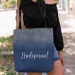 Bolso De Tela Boda  de la Marina Purpurina de Plata Azul<br><div class="desc">Este diseño fue creado por diseño digital. Contáctame en colorflowcreations@gmail.com si quieres tener este diseño en otro producto. Compra mi pintura de acrílico abstracta original a la venta en www.etsy.com/colorflowart. Ver más de mis creaciones o seguirme en www.facebook.com/colorflowcreations, www.instagram.com/colorflowcreations, www.twitter.com/colorflowart, y・. Pintura acrílica fluida, arte abstracto, pinturas abstractas, arte original,...</div>