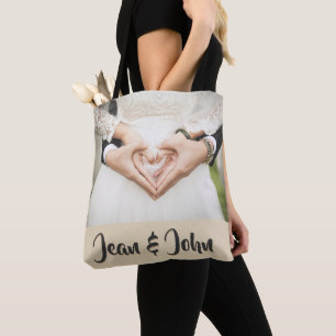 Bolso De Tela Boda De Las Manos Del Corazón De Novia Y Groom