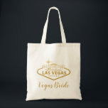 Bolso De Tela Boda en La Fiesta de la Brigada de Las Vegas<br><div class="desc">El Boda de oro personalizado en el fabuloso letrero de Las Vegas en una bolsa de tote es la dama de honor perfecta o el boda de la soltera de destino de Las Vegas. Personalizar con cualquier tribu de novias o apodo de dama de honor, nombre completo o fecha de...</div>
