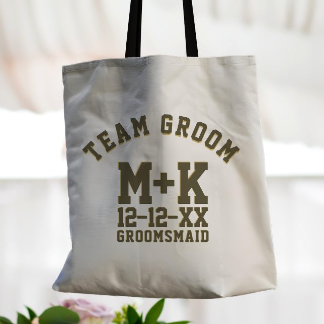 Bolso De Tela Boda Tote Bag del equipo deportivo de Groomsmaid (Add your wedding date & initials to this Team Groom Sporty tote bag. Perfect proposal gift for her!)