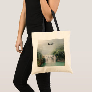 Bolso De Tela Bonita cascada en un bosque de montaña