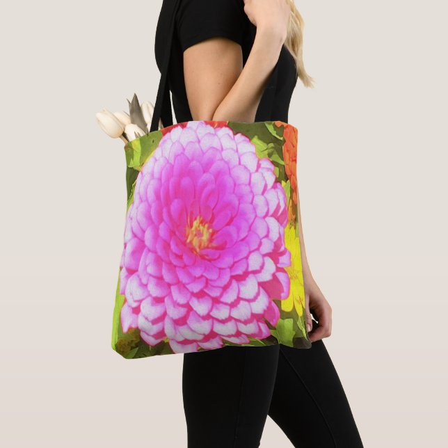 Bolso De Tela Bonito redonda de zinnia rosa en el jardín de vera (Detalle)