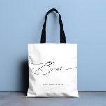 Bolso De Tela Bride Modern Elegant Script Boda Nombre personaliz<br><div class="desc">Bride Modern Elegant Script Typography Boda Custom Name Tote Bag incluye el texto simple "Bride" en una elegante y moderna tipografía de escritura de caligrafía negra. Personalizado con su nombre personalizado y fecha de boda. Perfecto para la novia en una ducha de novia o día de boda. Diseñado por Evco...</div>